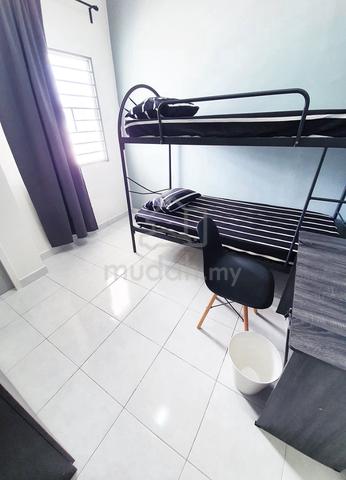 Middle Room Perabot Lengkap di The Palm, Bandar Puncak Alam 1