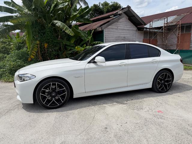2013 Bmw 528i 2.0 M SPORT (A) CkD LikeNeW - 5