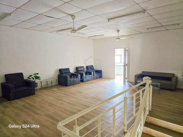 FOR SALE | 4-Storey Commercial Shoplot in Kuantan Town 1