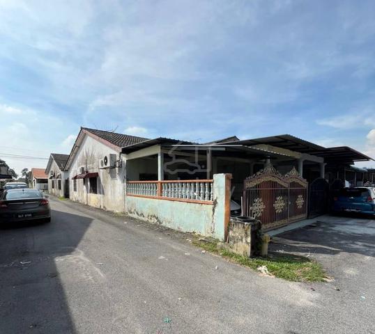 TERMURAH End Lot Single Storey Terrace House Taman Klang Perdana Klang 1