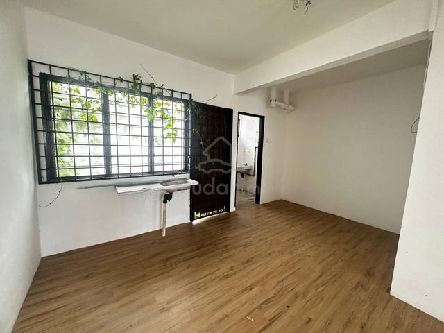 Full Loan Kulai Tmn Muhibah Batu 21 @ Double Storey House 3