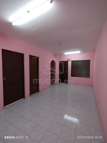 Pangsapuri Pendamar B 1