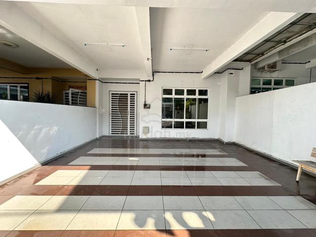 Taman Impiana Double Storey terrace house,kelapa sawit Kulai 1