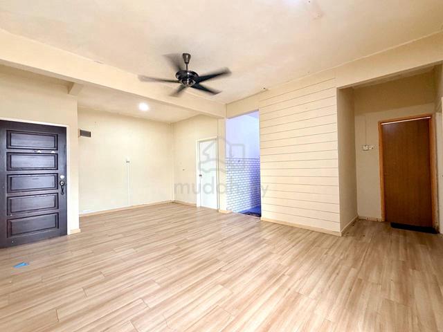 Sri Wira Apartment 1
