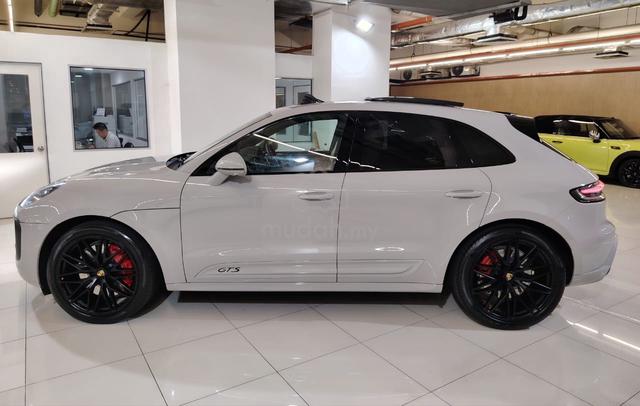 JPN CBU - 2023 Porsche MACAN 2.9 GTS NEW FACELIFT - 3
