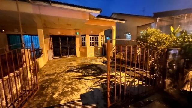 Rumah Endlot Di Taman Bernam Baru 1
