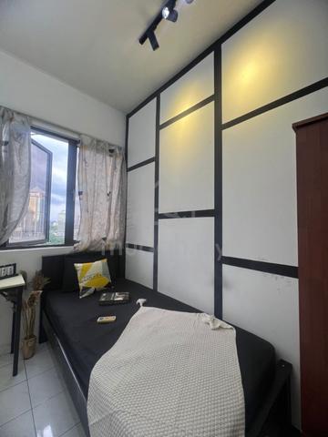Zero Deposit Last Room for Rent Suriamas Condominium Bandar Sunway 1