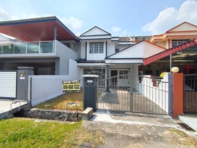 Double Storey Terrace @Taman Merdeka Batu Berendam Melaka 1