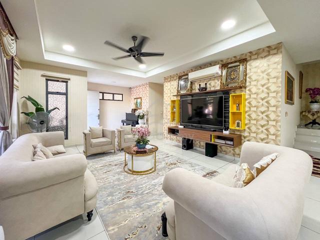 RUMAH CANTIK Semi D Taman Villa Perdana Kajang 4
