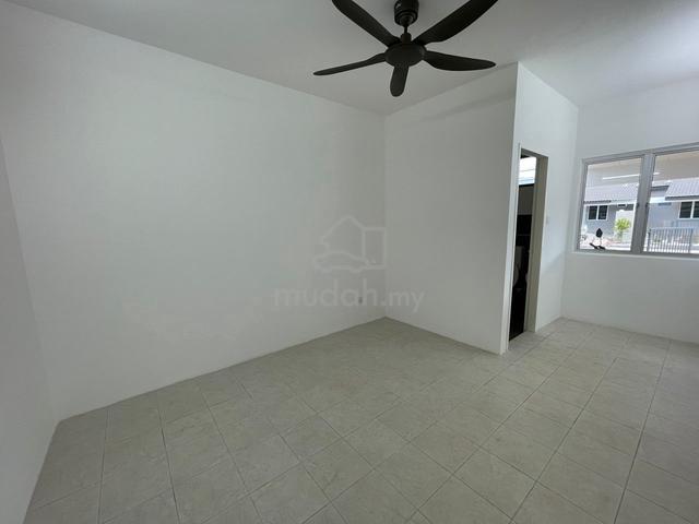 【Welcome Luck 】YARRA PARK BANDAR PUTERI JAYA -Single Storey Terrace 3