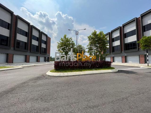 Baris Place Setia Mayuri 1