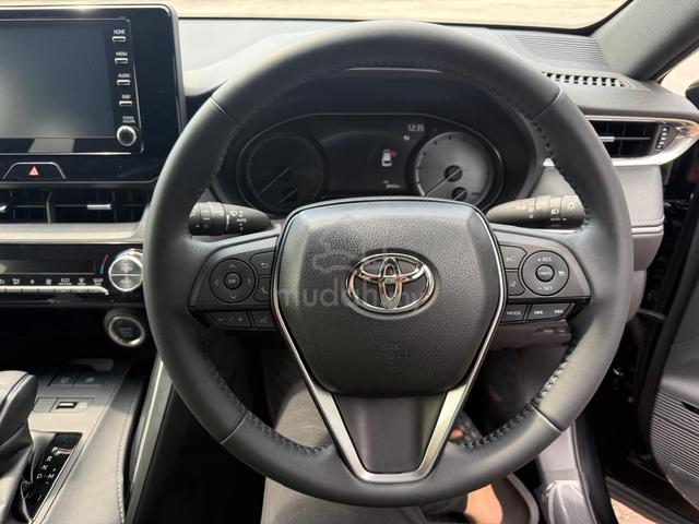 2022 Toyota HARRIER 2.0 G (A) BLACK & WHITE - 5