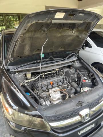 2010 Honda STREAM 1.8 I-VTEC RSZ FACELIFT (A) - 1