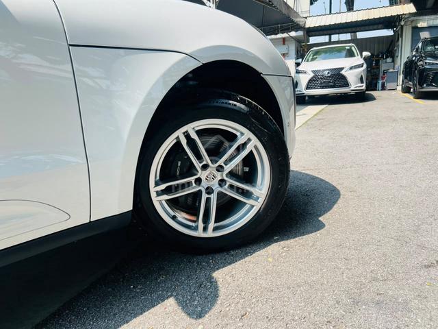 2025 Porsche MACAN 2.0 Chrono 1K Km Sunroof Bose - 5