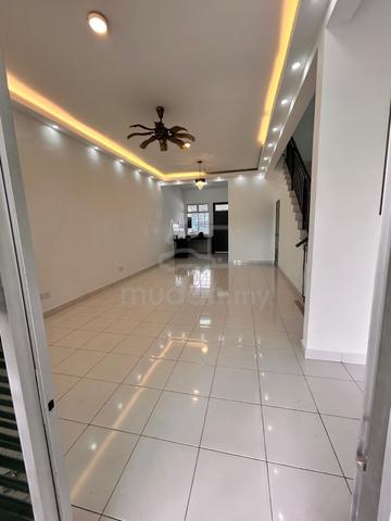 Pasir gudang Bestari perdana Jln Lili / double storey 4bed 3bath 1