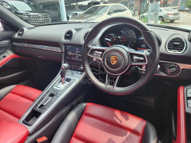 2022 Porsche 718 Boxster Red Roof Red Leather Seat - 3