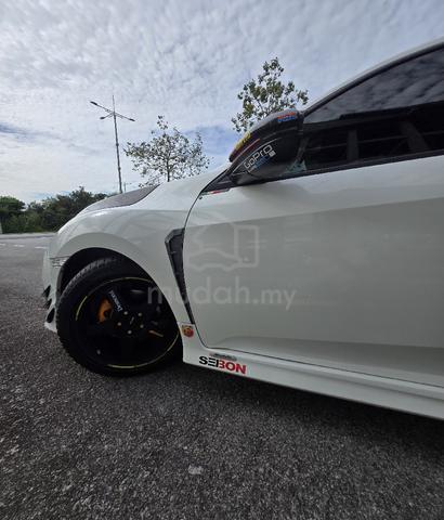 Honda CIVIC 1.5 TC-PREMIUM (A) Turbo - 2