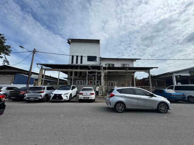 4 Storey Semi D Office cum warehouse Malim Jaya Bachang 1
