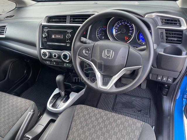2014 Honda JAZZ 1.5 (A) RS BODYKIT P/START F/LOAN - 3