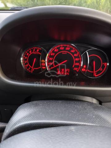 2011 Perodua MYVI 1.3 EZ MY05 M300 FACELIFT (A) - 4
