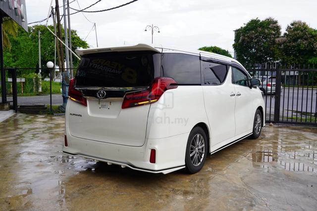 2022 Toyota ALPHARD 2.5 SC SILK BLAZE BODYKIT - 2