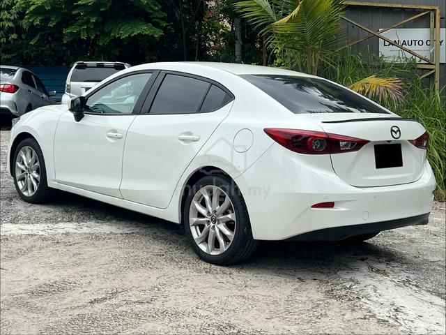 2017 Mazda 3 2.0 HIGH SKYACTIV FREE WARRANTY - 2