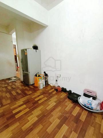Apartment Ria 1 @ Taman Megah Ria Masai 1