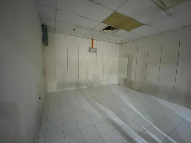 Komtar Unit 2B 2.11-10 For Rent 1