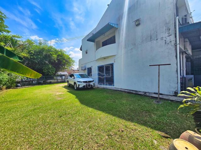 CORNER LOT 3600sqft π₯ 2 Storey Terrace Taman Putra Sulaiman Ampang 1