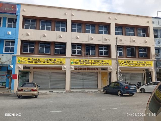 3 storey shop house for rent 1