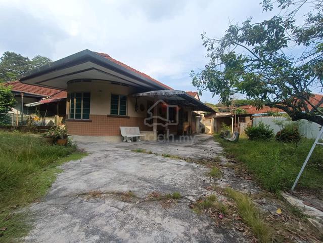 Single Storey Semi-D At Jalan Trengganu, Facing Main Road 1