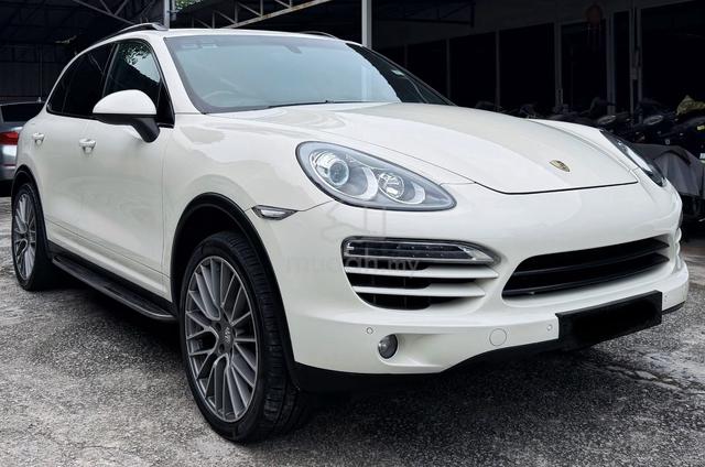 2011 Porsche CAYENNE 3.0 V6 TURBO DIESEL 12K KM/YR - 2