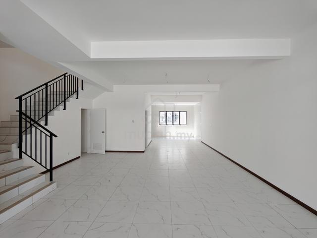 BRAND NEW GOOD CONDITION 2Sty Terrace GATED GUARDED SENNI Bukit Banyan 1