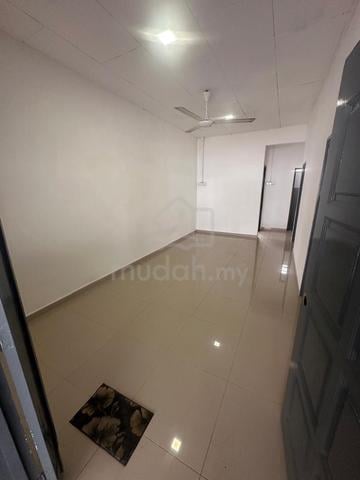 single storey for rent 1