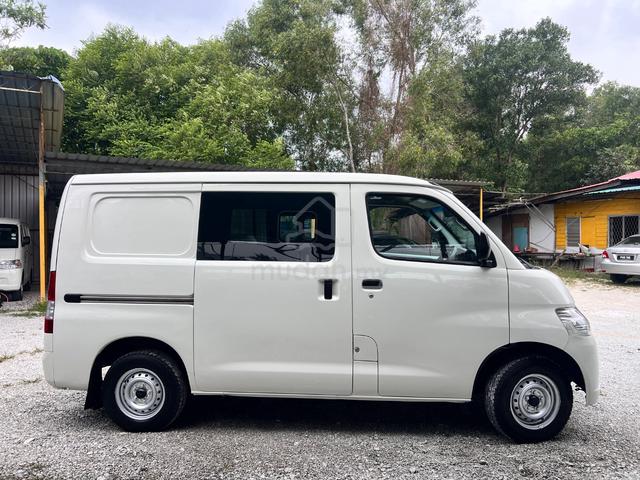 2019 Daihatsu 1.5 Semi Panel van - 3