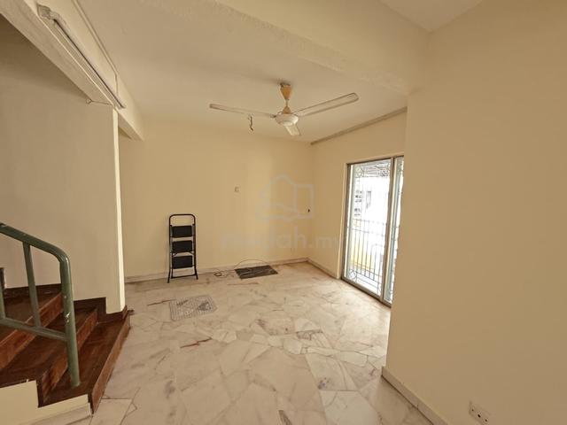 Kota Laksamana Utama Apartment 1