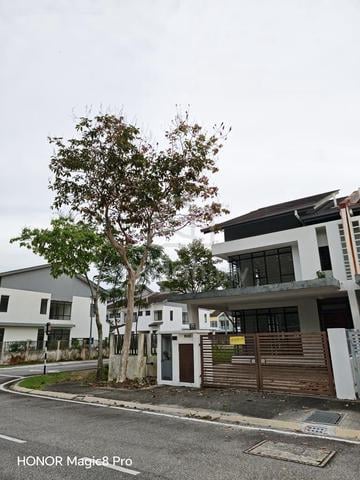 M Residence Rawang , Jalan MR 1/28 Corner New Unit !! Basic Unit !! 1