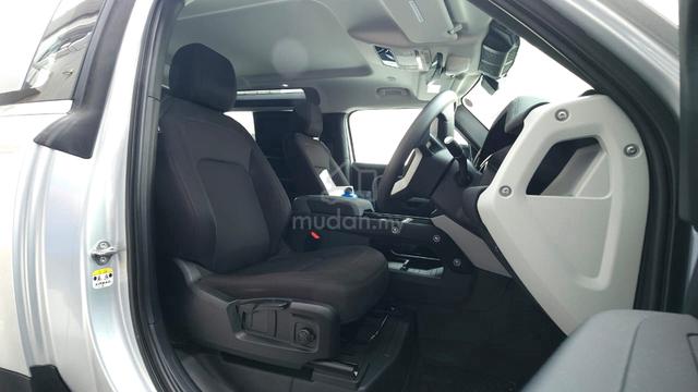 2023 Land Rover DEFENDER 2.0 90 P300 Airmatic - 3