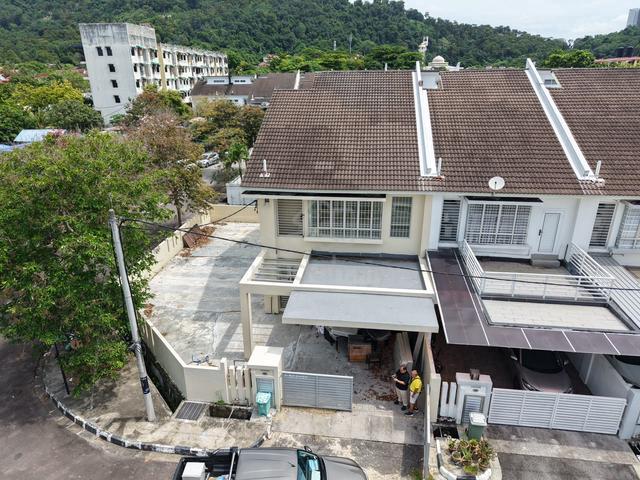 Corner big compount 2 Storey Terrace house Sunway Aspera Bayan Lepas 1