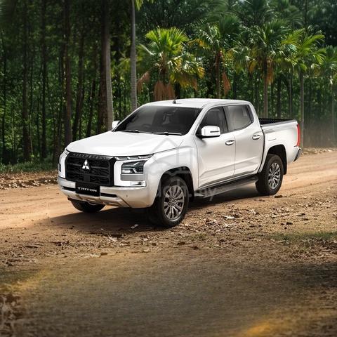 Mitsubishi Triton AT PREMIUM 4X4 Baru REBAT HEBAT - 1