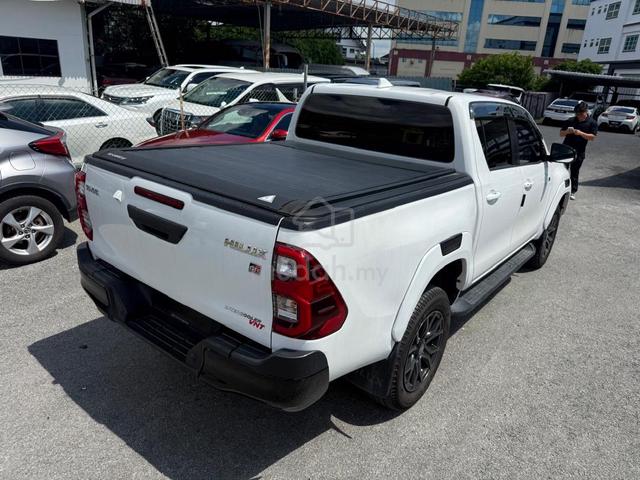 2023 Toyota HILUX 2.8 GR SPORT (A) - 4