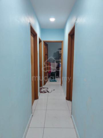 Idaman Senibong Apartment 5