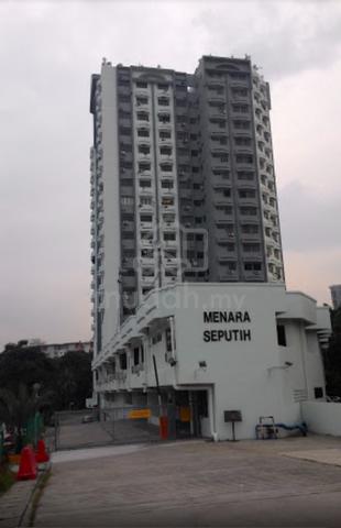 Menara Seputih 1