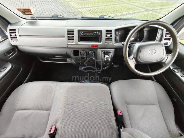 2013 Toyota Hiace 2.7 (M) Window Van High Roof - 5