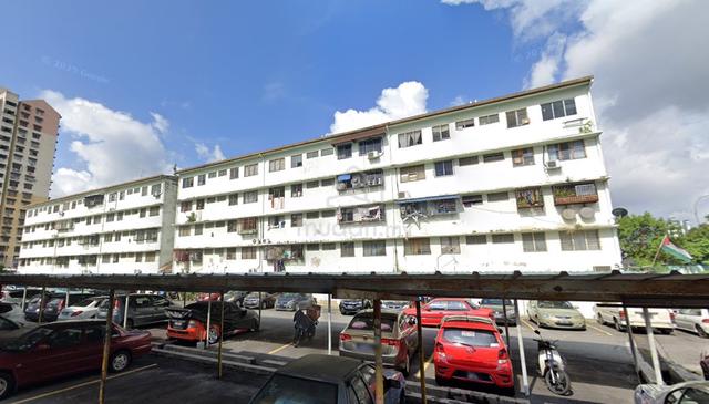 Flat Taman Cahaya Indah 1