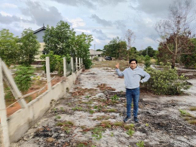 lot banglo tepi sungai calok 1