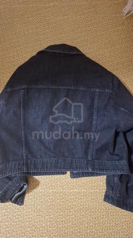 Carousel Image