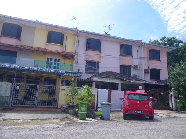 Kepong Taman Sri Bintang 3-sty Intermediate Terrace House For Sale 1