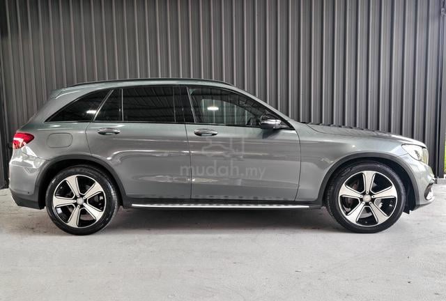 Mercedes Benz GLC250 2.0 (A)  4MATIC AMG SUNROOF - 3