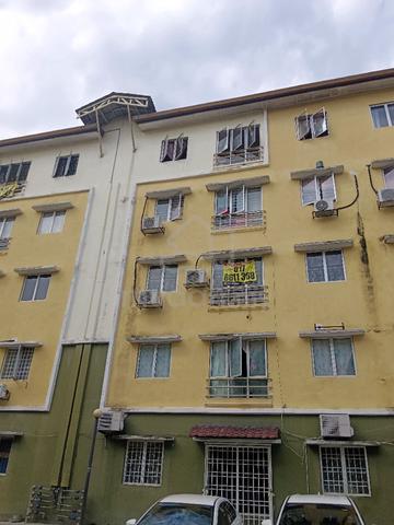 Pangsapuri Raya (Bandar Country Homes) 1